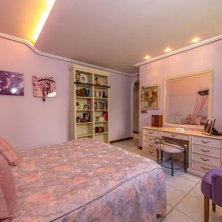 Traditional With Pool 5 Minutes From Beaches Torrevieja